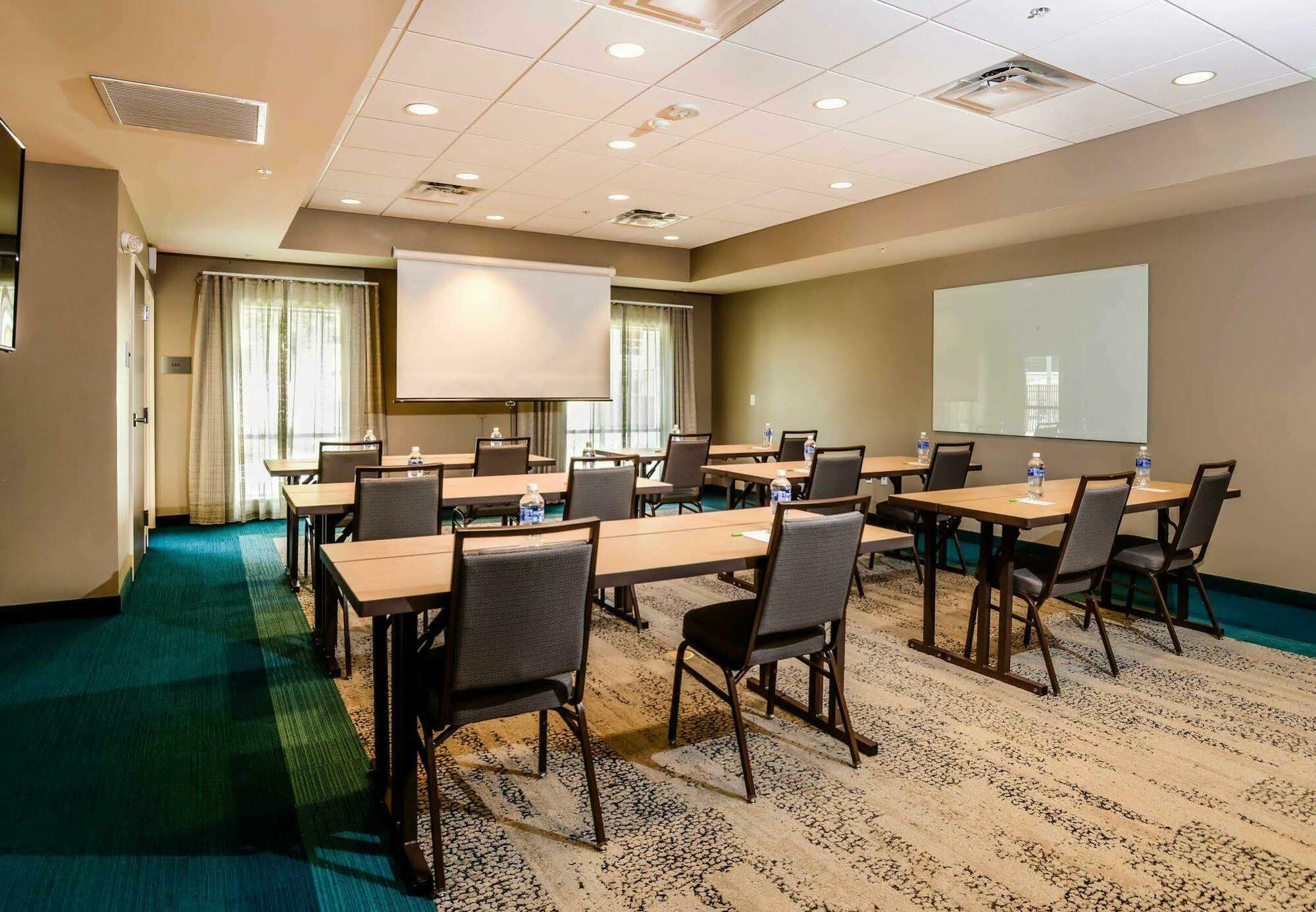 Courtyard By Marriott Lake Charles Zewnętrze zdjęcie